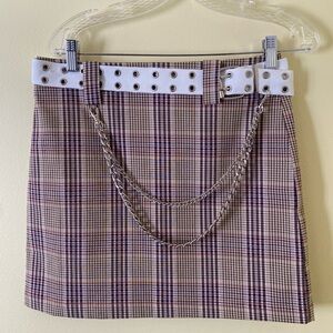 grunge style mini skirt